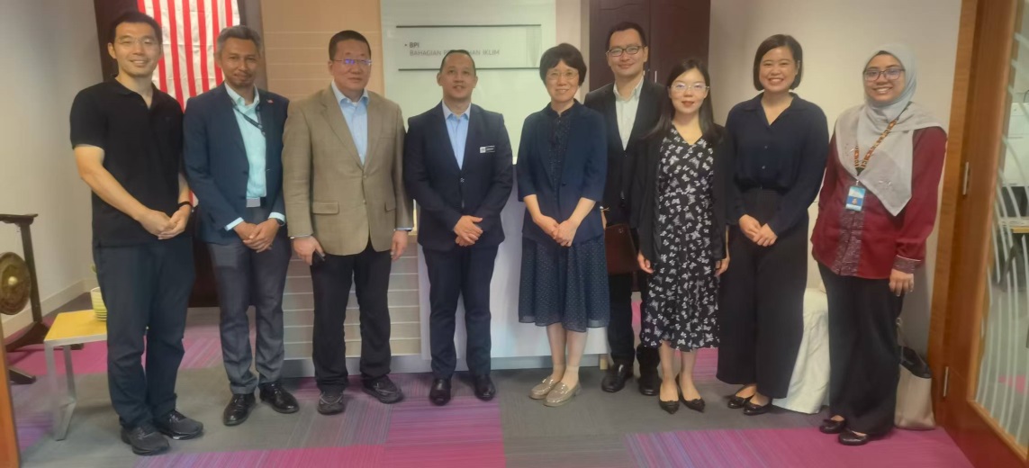 与马来西亚天然资源及环境永续部工作交流.jpg